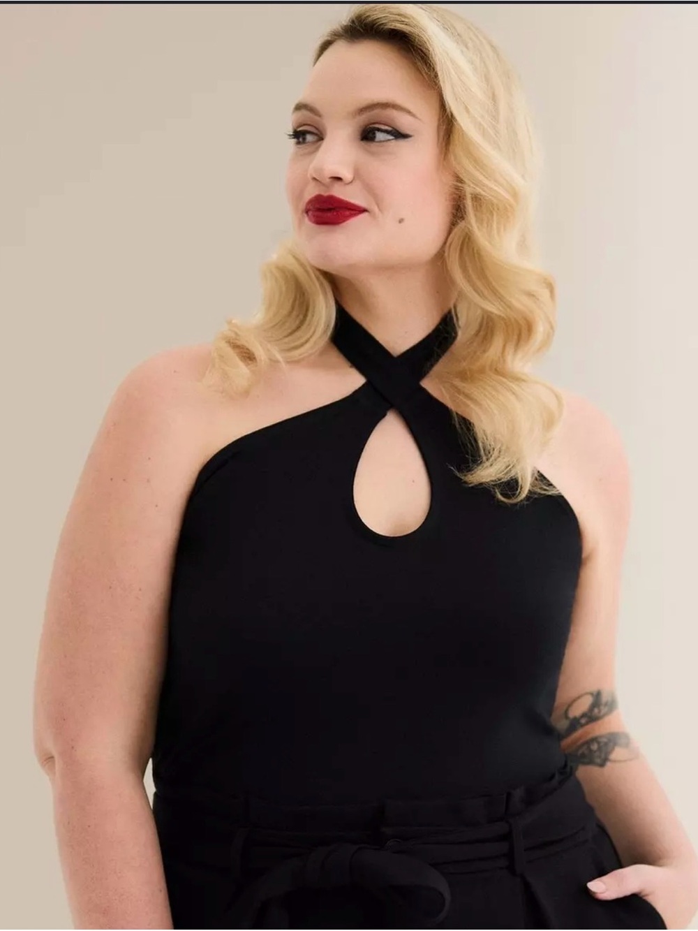 torrid NWT 3 Black Retro Chic Keyhole Halter